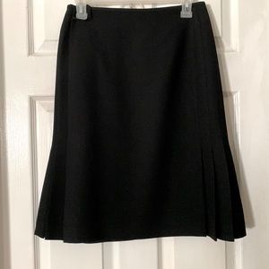 Anne Klein 4 Black Suit Skirt